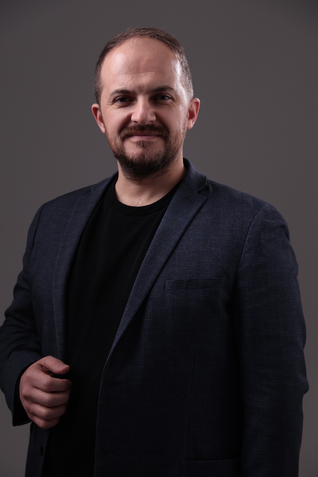 Ali Sarı profil fotoğrafı